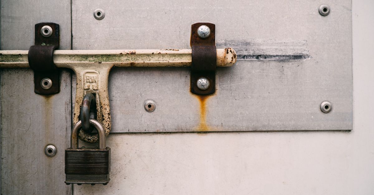 Just Moved In? A Practical New-Home Security Checklist — Lexington SC Locksmiths